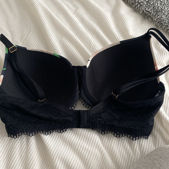 SOMA EMBRACEABLE PERFECT COVERAGE ENCHANTING LACE WING BRA - NWT - Picture 7 of 8